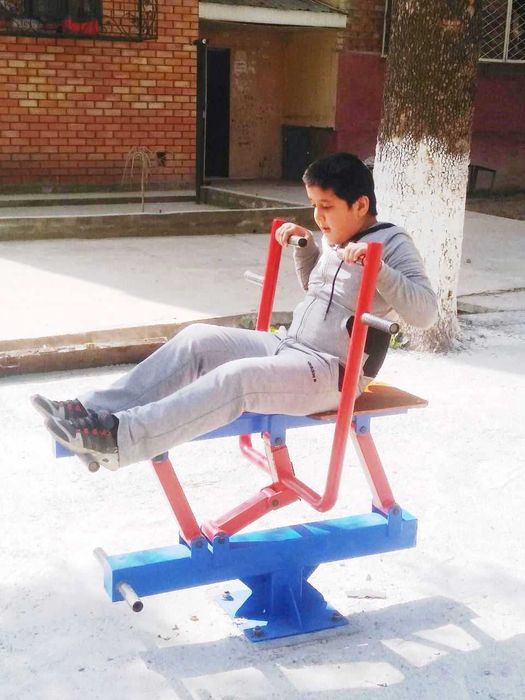 Для детских спортивных площадок тренажёры KiF