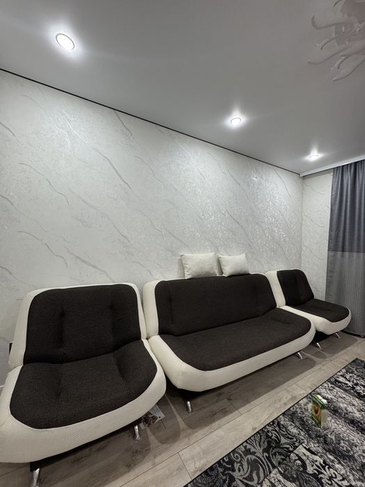 Диван трендовый в гостиную