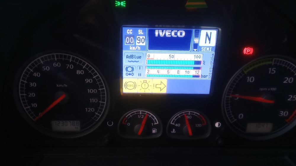 Ansamblu Iveco Stralis 2012 cu semiremorcă Krone