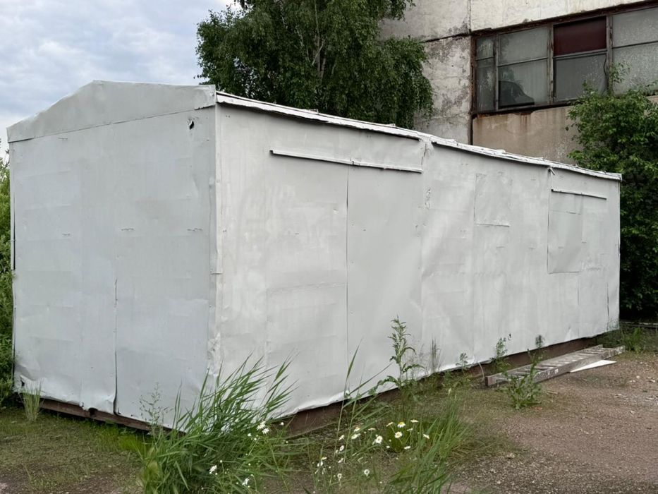 Продам вагончик 9м х 3м в отличном состоянии - Mehr