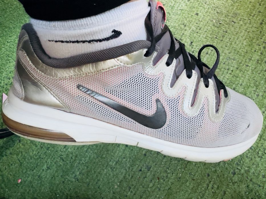 Дамски маратонки нике оригинал