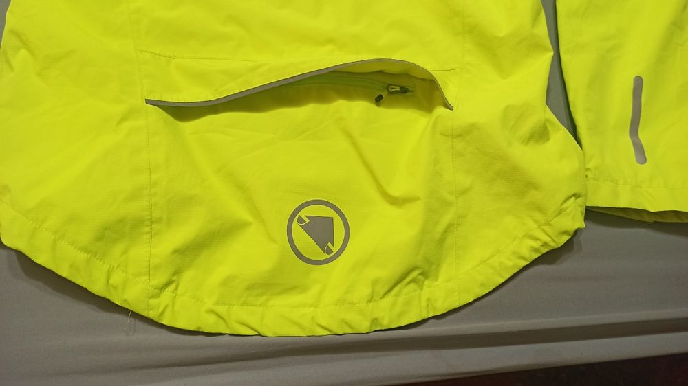 Оригинално яке Endura hi-vis размер L