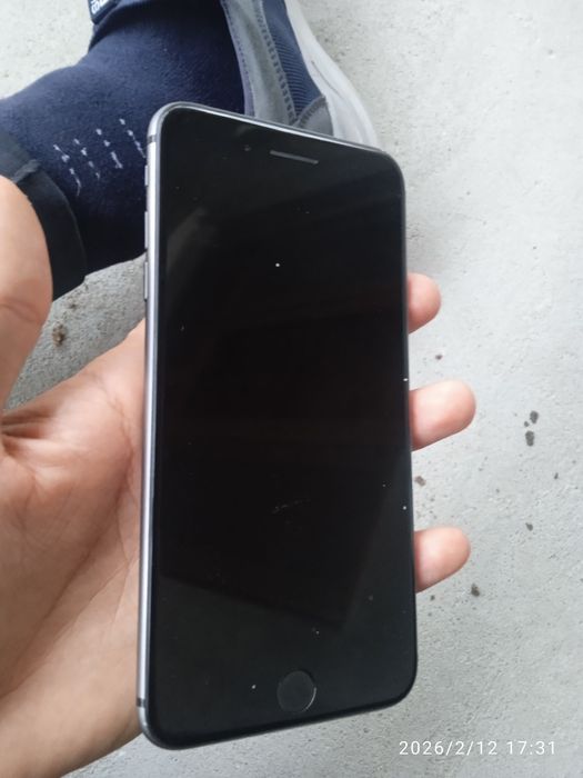 Iphon8+ sotiladi