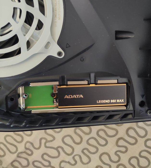 SSD накопитель Adata 2TB