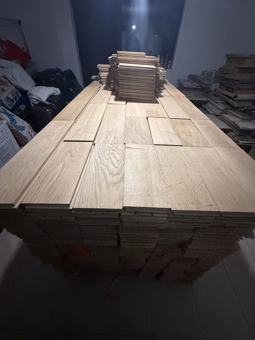 Parchet premium pe comandă – import Elveția – 80 m² stare foarte bună