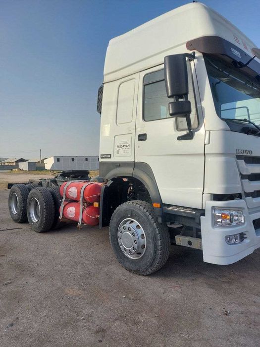 HOWO тягач метан сотилади 21 минг пробег