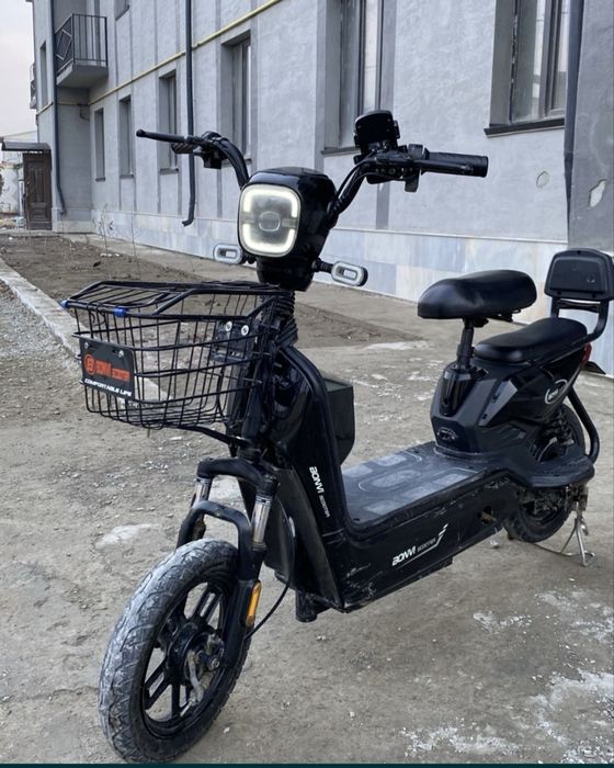 Elektr skuter yangi sotiladi xali yurmagan