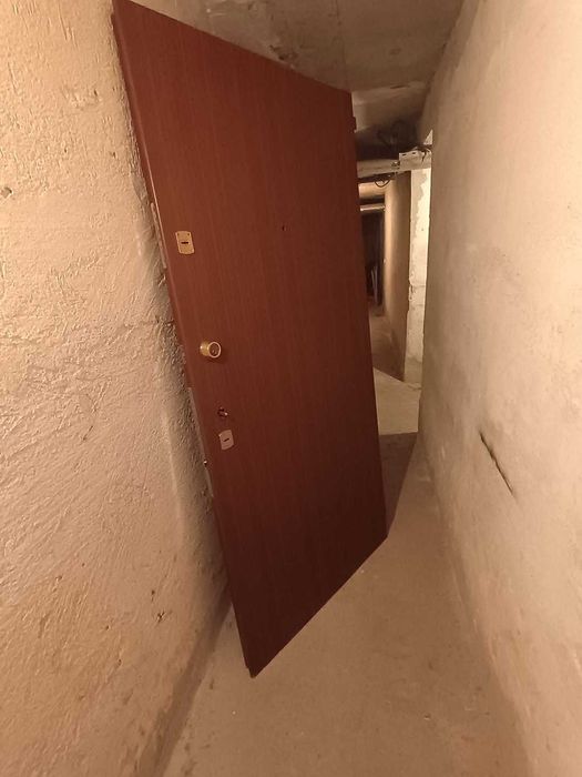 Солидна Метална Врата без каса - блиндирана