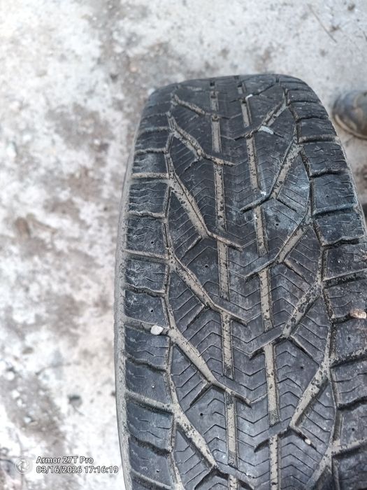 4 броя Джанти със зимни гуми 16 цола Субару