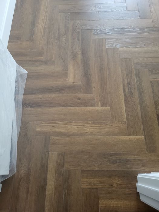 Укладка ламината и налевной пол