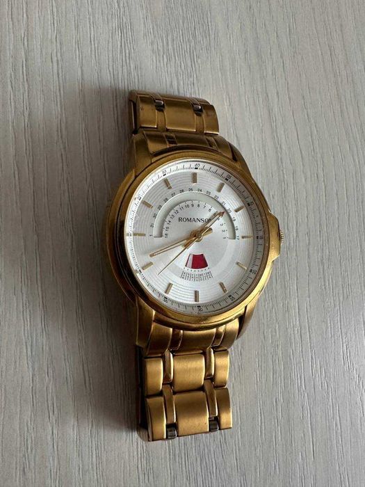 Продам часы Romanson