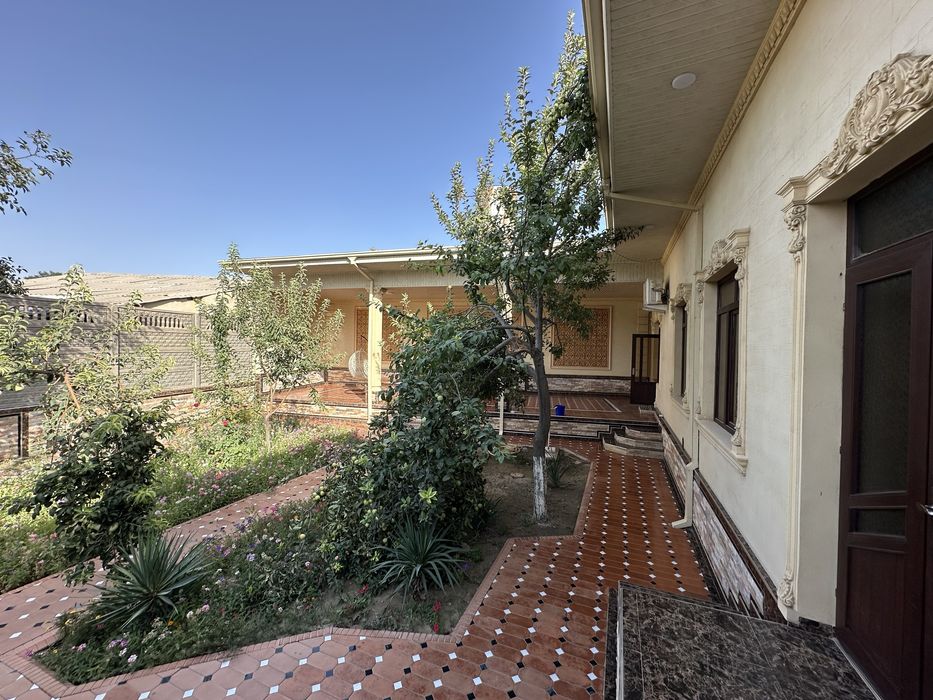 Срочно продается дом 6 соток, с шикарными условиями в г. Каттакургане