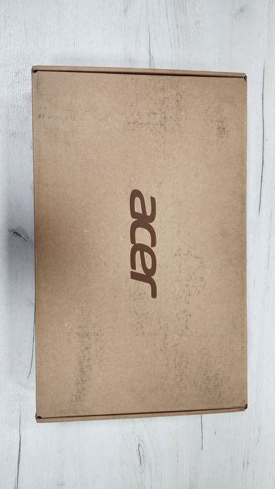 Noutbuk, Acer Core I3