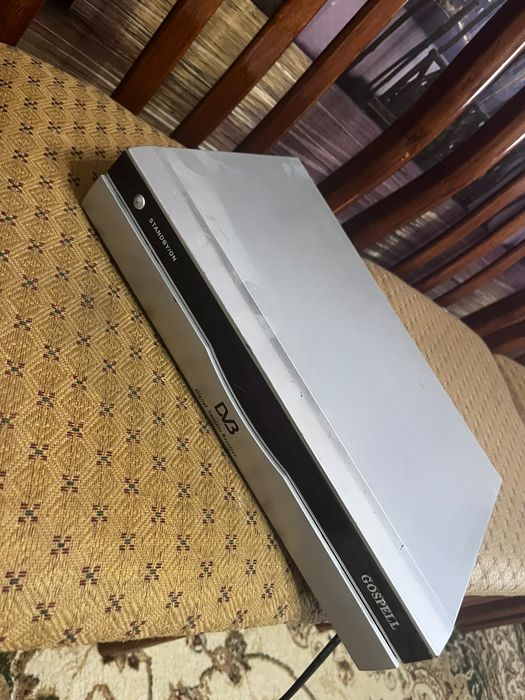 Продам спутниковый DVB ресивер модель GOSPELL модель 2000-х годов