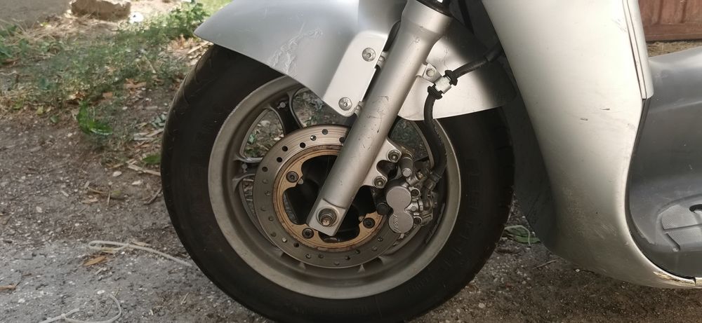 Мотоциклет Honda  Nes 150