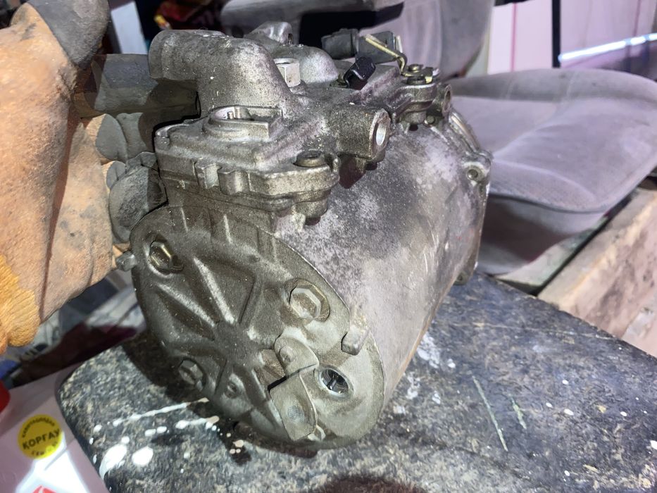 Монтеро 3 литровый бензин