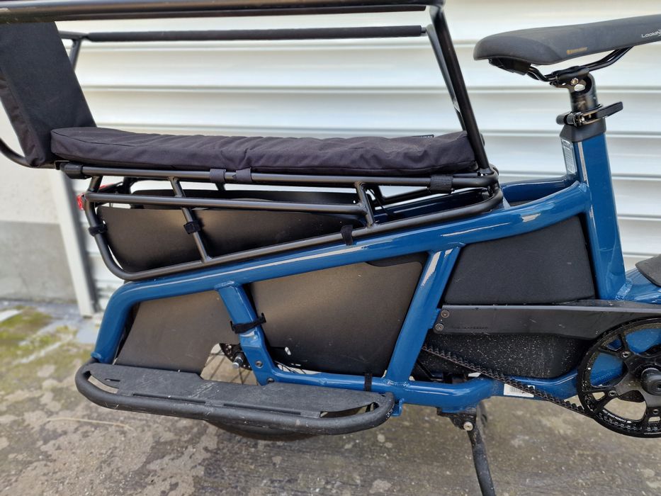 Продавам електрически велосипед Riese and Muller Multitinker Smart