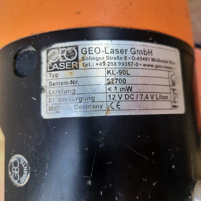 Nivelă laser pentru canalizare GEO KL - 90L