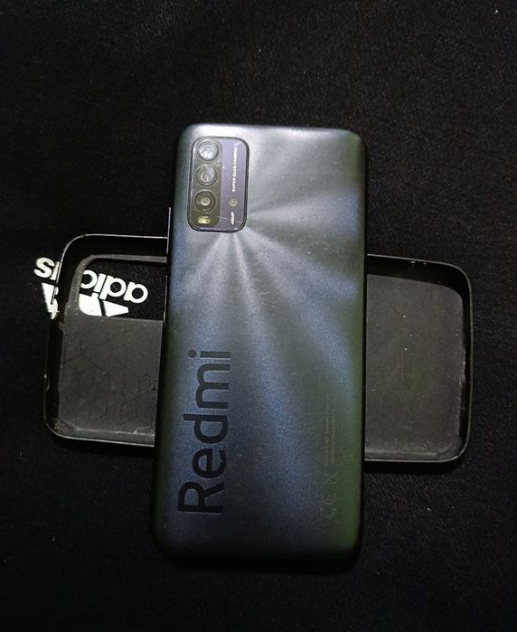 Продам смартфон Redmi 9T 6/128gb