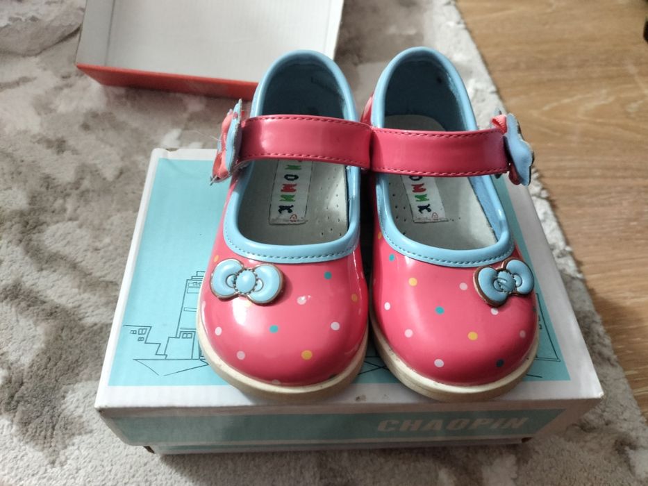 Детские обувь для девочек
