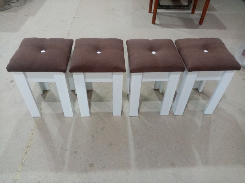 Продам новые кухонные табуретки!