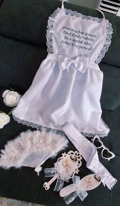 Accesorii nunta  gatitul miresei si mirelui