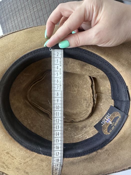 Продам шикарную кожаную шляпу