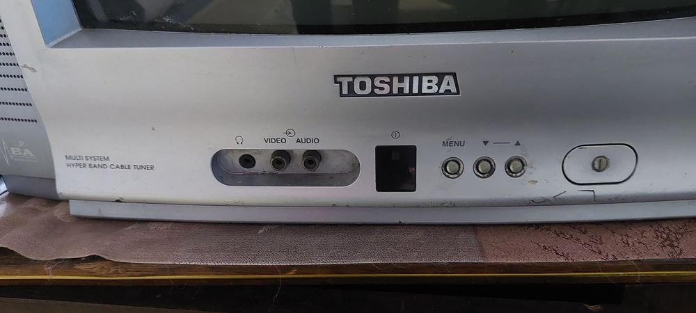 Продам телевизор