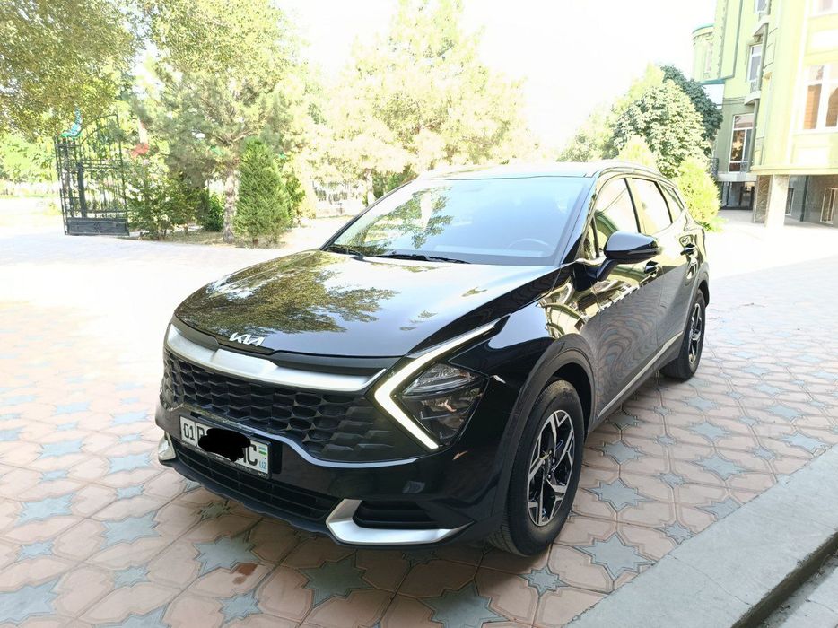 Kia SPORTAGE 2024! Holati yaxshi. 4-pok Propan Gaz. Rangi Qora Tozza