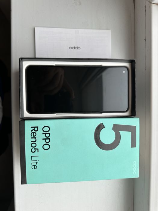 Oppo Reno 5 lite