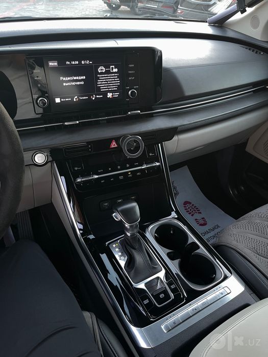 Kia Carnival 3.5L Comfort pozitsa avtomobil !