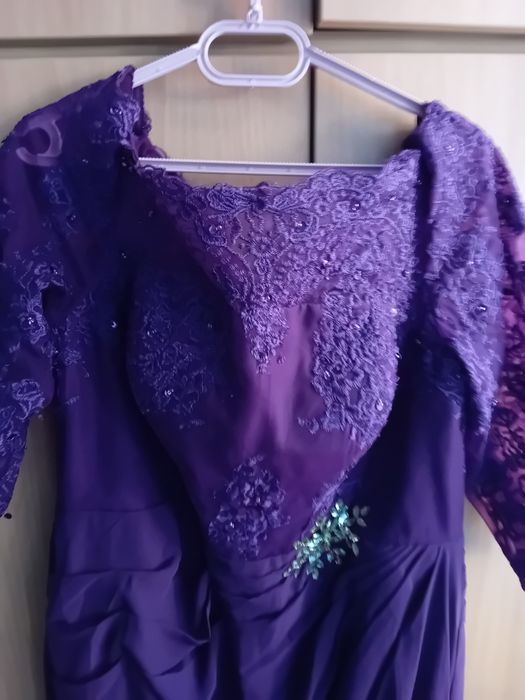 Vand rochie de ocazie