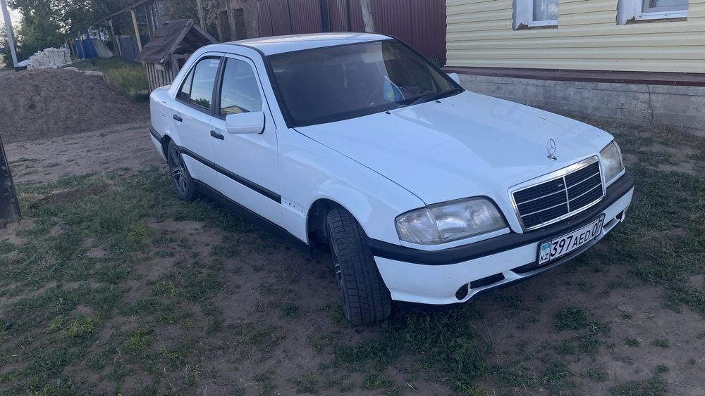 Mercedes- Benz W202