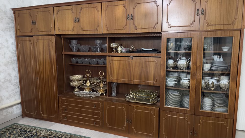Гарнитор өзі ғана сатылады