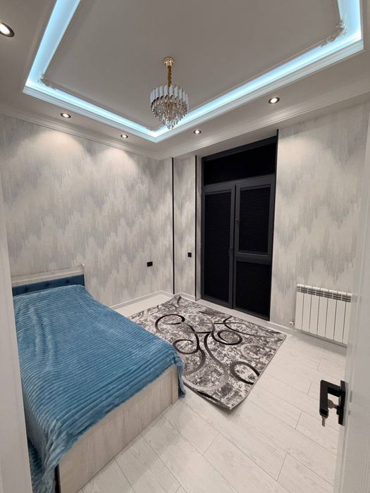 Суточные квартиру метро Новза своя без маклер...