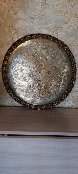 Изящный индийский поднос