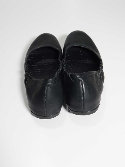 Balerini ECCO Anine din Piele Naturală – Mărimea 35 (21 cm)