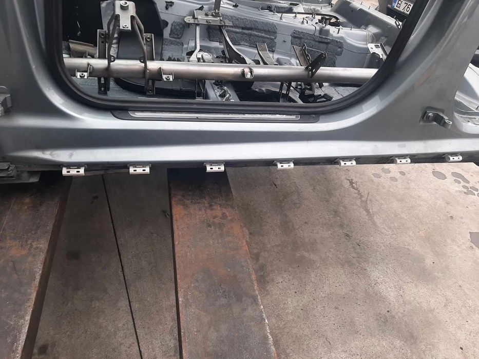 prag stanga audi a6 c7 4g 2013