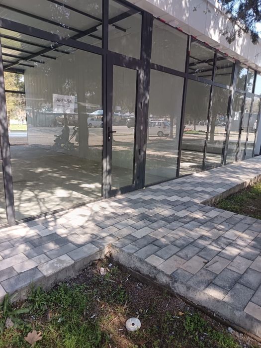 Сдаётся помещение в Чирчике в 8-микр. ,40кв. и 80кв