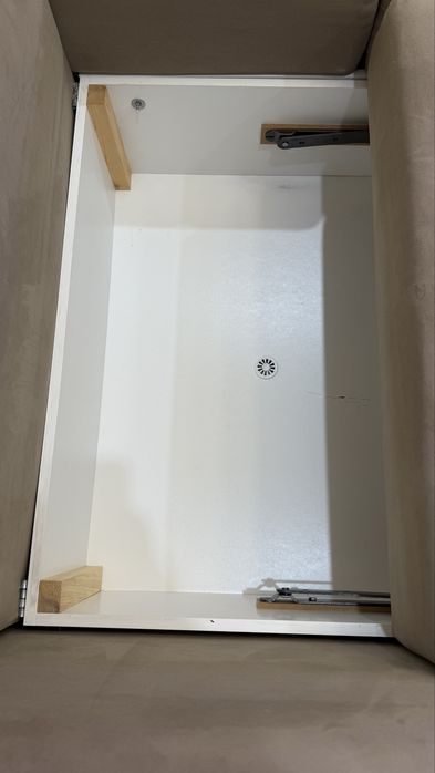 Большой диван для гостиной