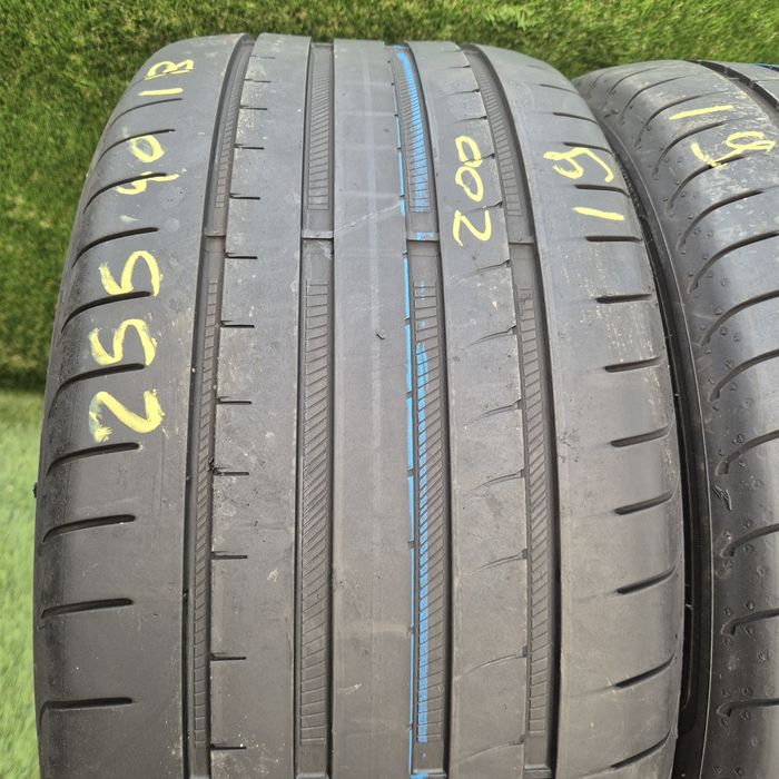 255 40 18 Goodyear 2019