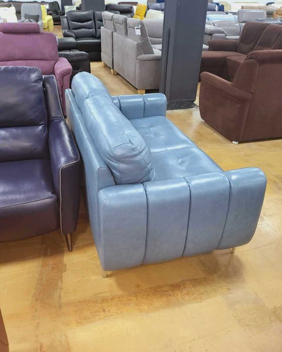 Син кожен диван двойка