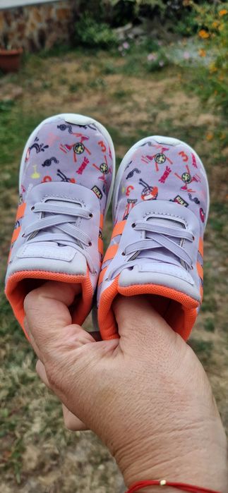 Маратонки Adidas 21 номер