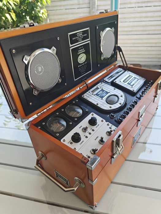 Radio AM/FM cu CD player Charles Lindbergh Ryan NX-211 Spirit Of St. Louis