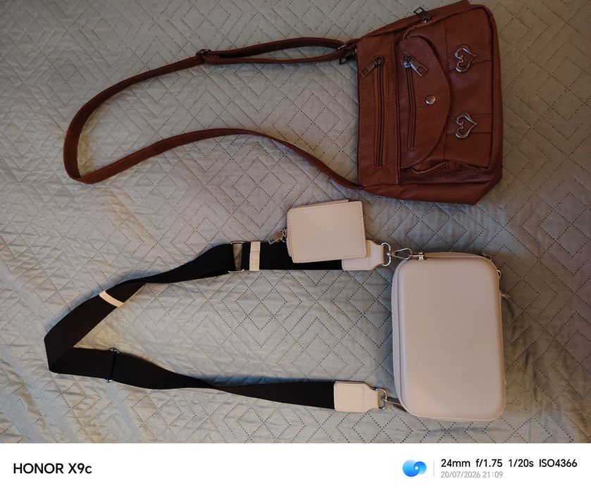 Сумки продам женские