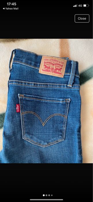 Blugi Levis marimea 25