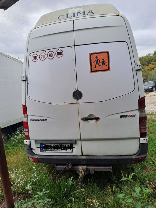 Dezmembrez Mercedes Sprinter  mot.3.0 CDI Euro 4 punte dubla