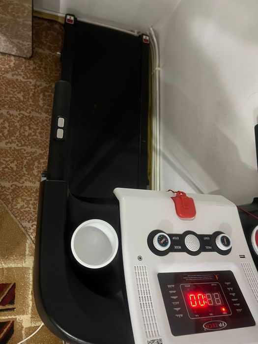 Bandă de alergat FP-TECH FITNESS