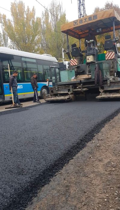 Укладка асфальта / Асфальтирование