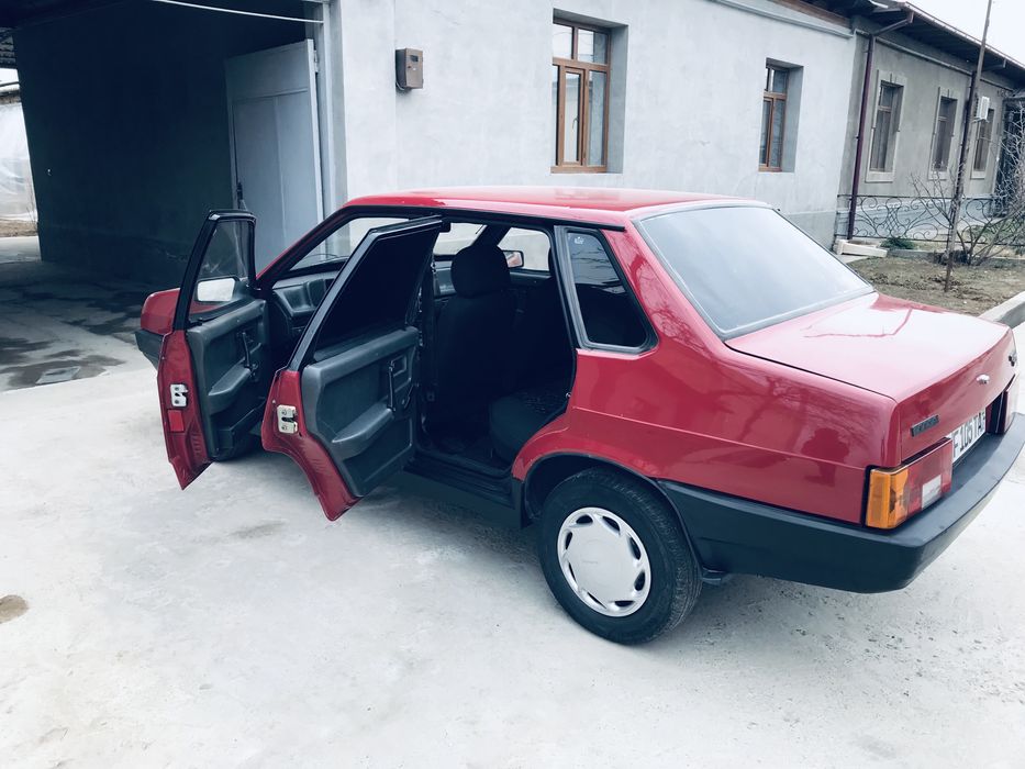 Lada vaz 21099 Qizil benzin gaz qoyilmagab